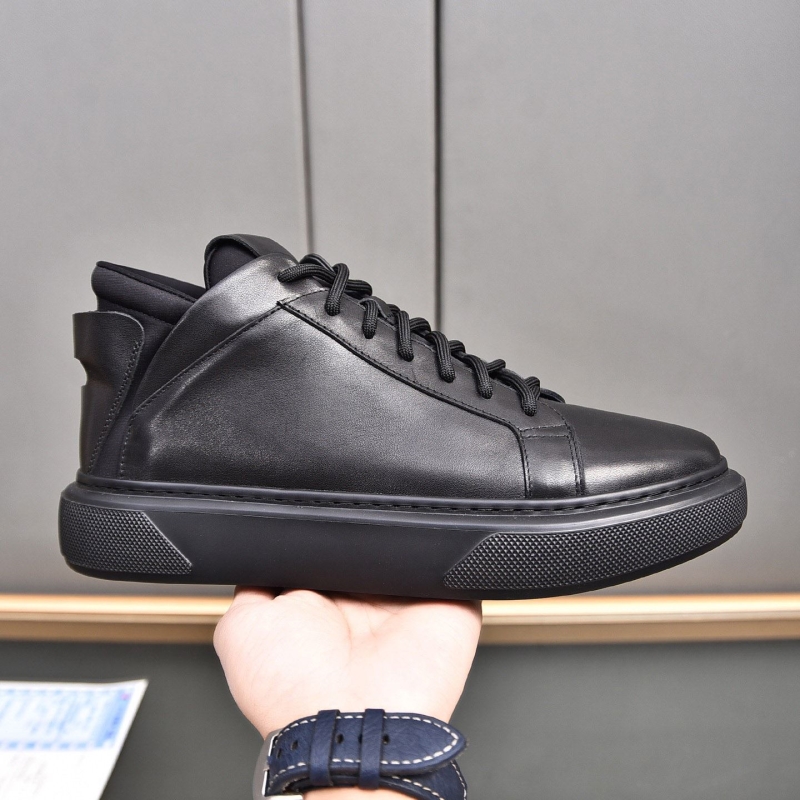 bo*te*ga Ve*ne*ta casual shoes
